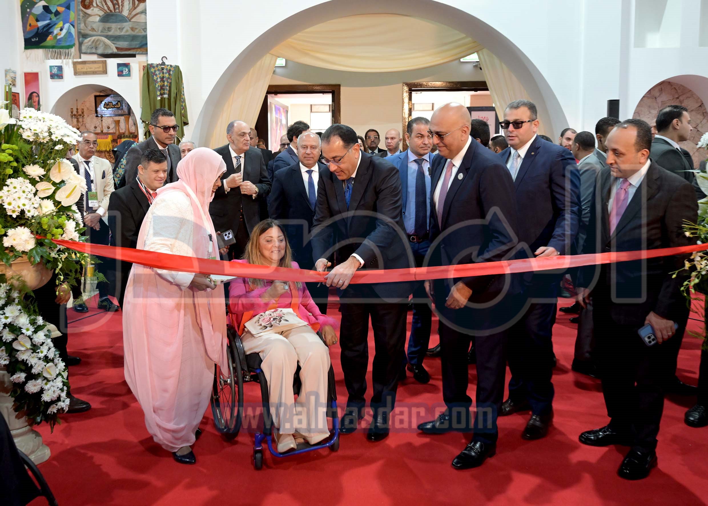 رئيس الوزراء يفتتح الدورة السادسة لمعرض تراثنا 2024