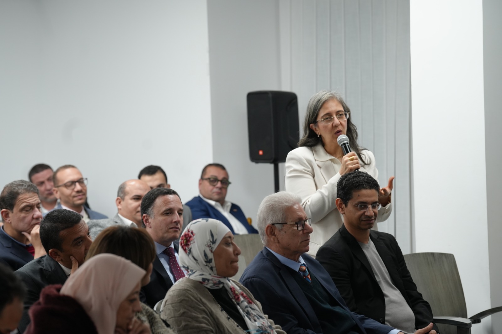 وزير المالية ع ممثلي مجتمع الأعمال بالغرفة الألمانية