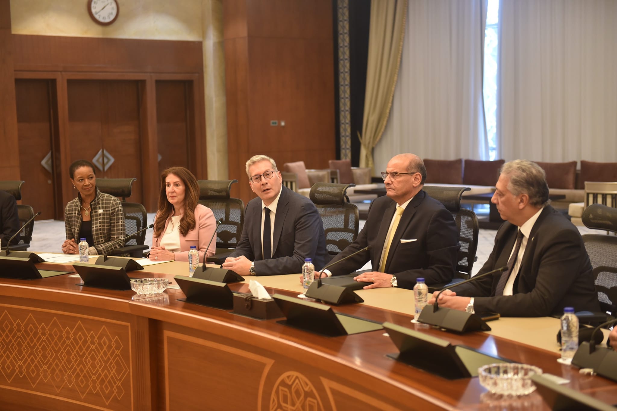 اتفاقية بين هيئة البترول والوكالة الأمريكية للتجارة والتنمية