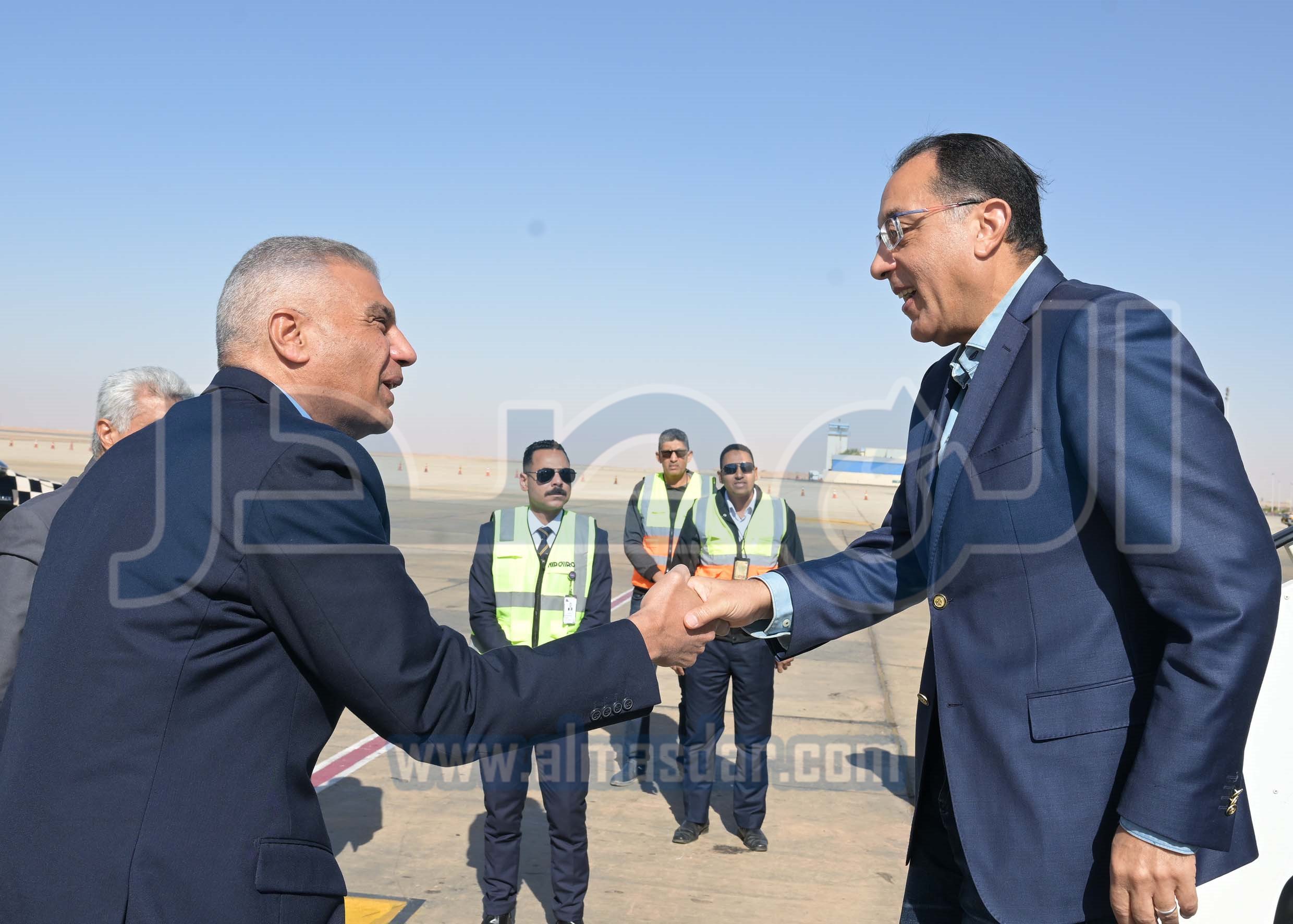 رئيس الوزراء يفتتح محطة أبيدوس 1 للطاقة الشمسية بكوم أمبو