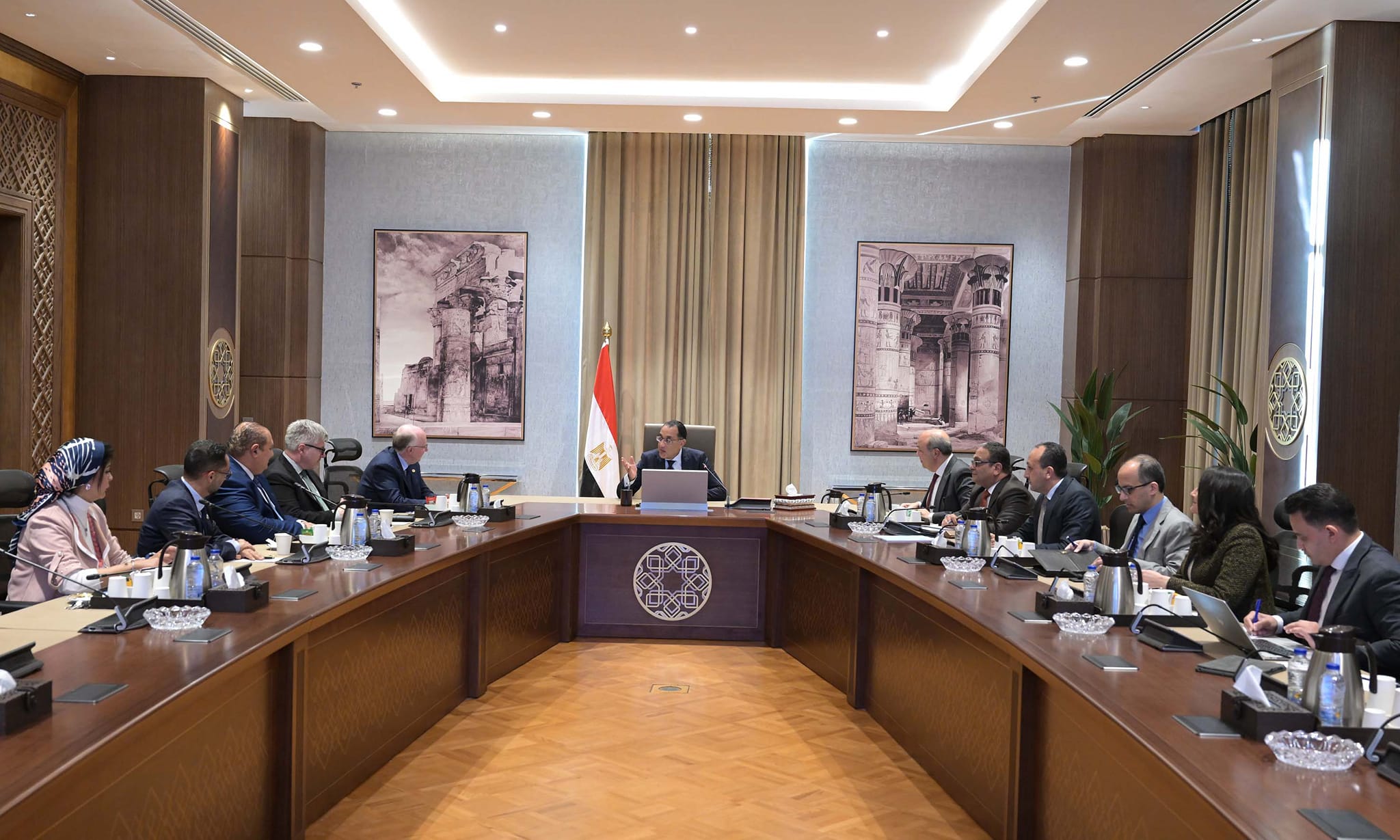 رئيس الوزراء يستقبل رئيس مجلس مُنظمة الطيران المدني الدولي