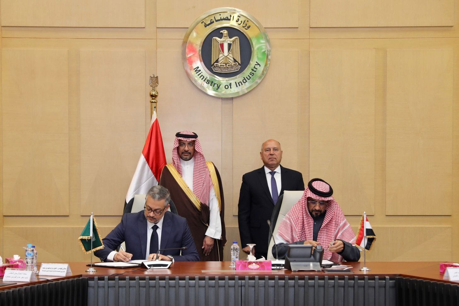تعاون بين وزير الصناعة المصري والسعودي
