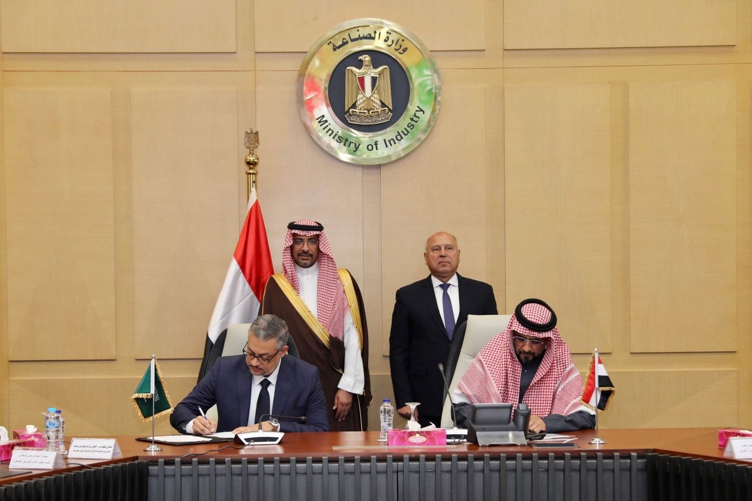 تعاون بين وزير الصناعة المصري والسعودي