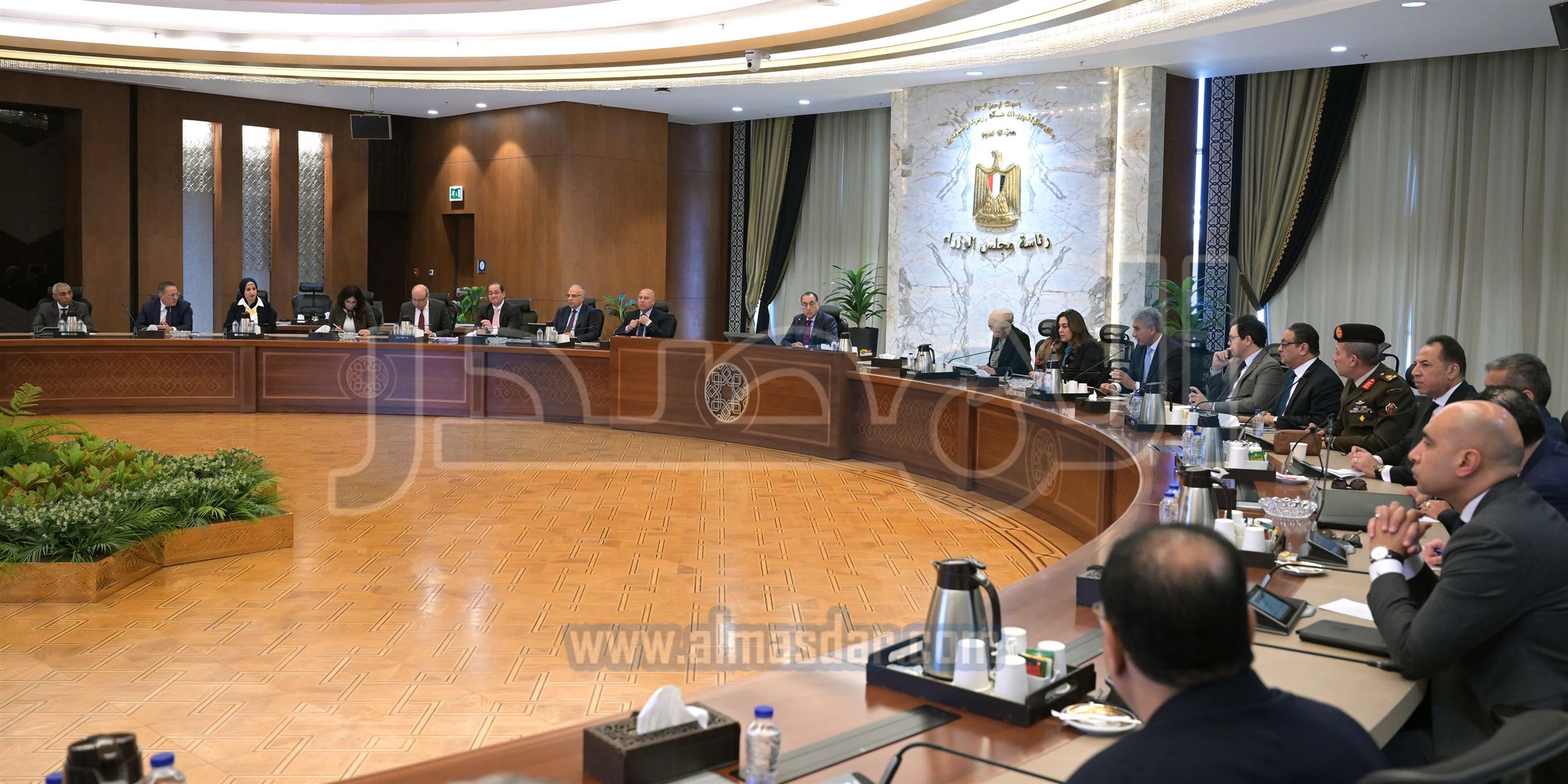 رئيس الوزراء يترأس اجتماع اللجنة الوزارية للسياحة