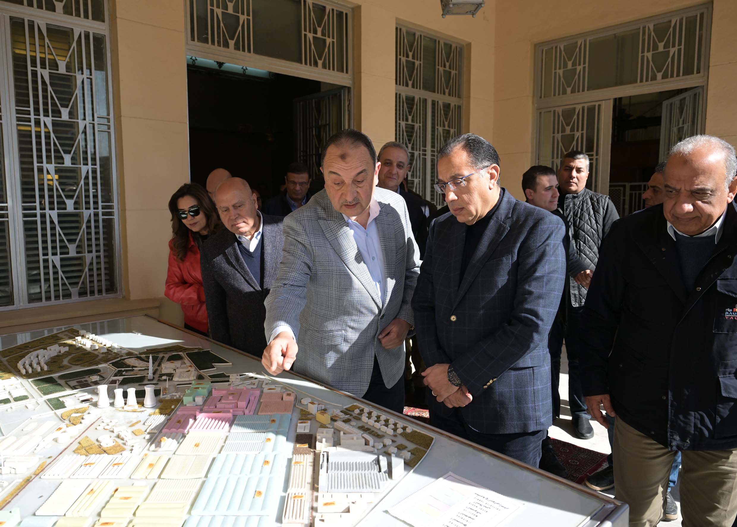 رئيس الوزراء يتفقد منطقة المصانع الجديدة بغزل المحلة