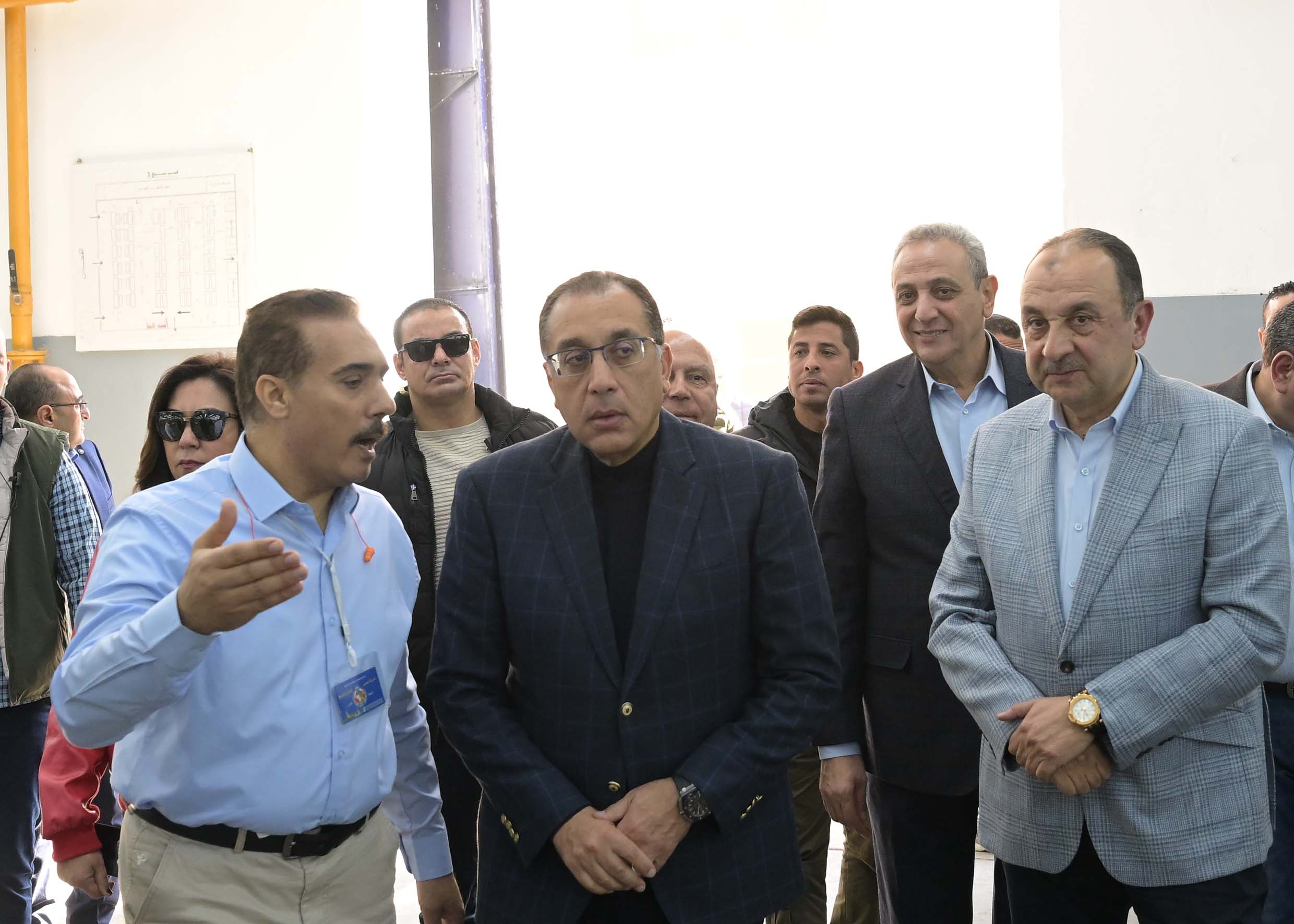 رئيس الوزراء يتفقد منطقة المصانع الجديدة بغزل المحلة