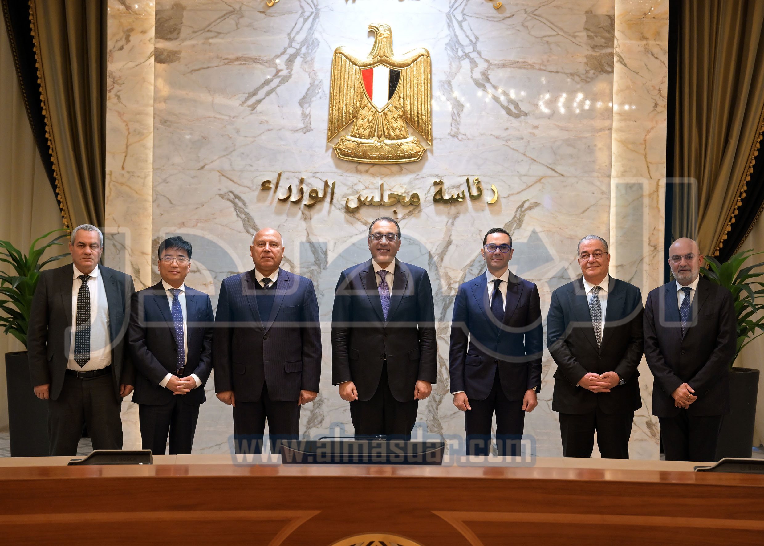 مدبولي يشهد توقيع اتفاقية عقد أرض مصنع جديد لسيارات إم جى