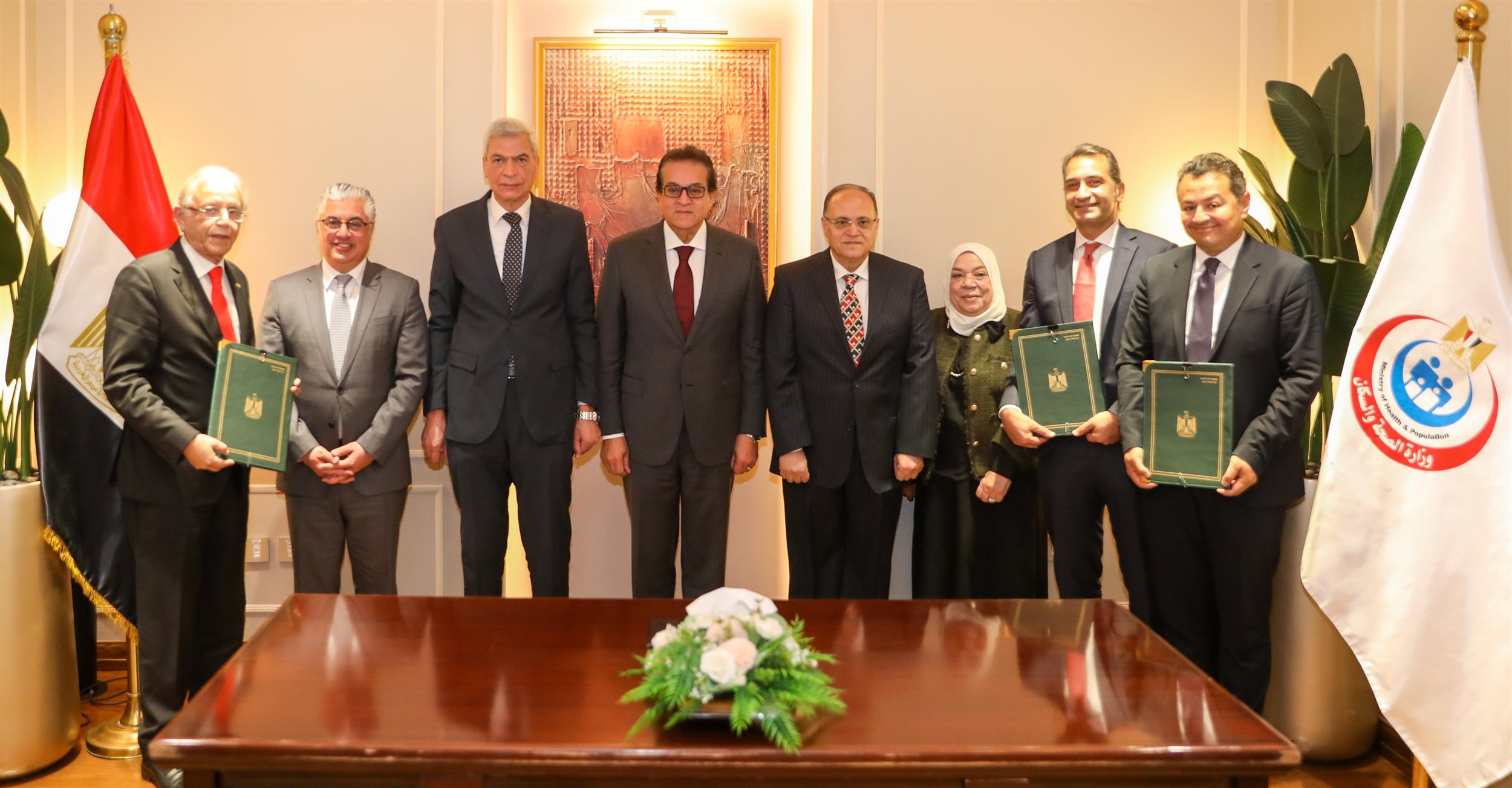 توقيع بروتوكول لإنشاء مصنع للمواد الخام الدوائية في مصر