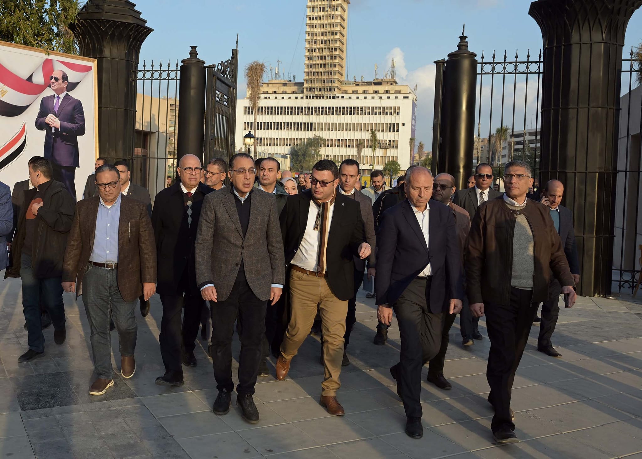 رئيس الوزراء يتفقد مشروع إعادة إحياء حديقة الأزبكية التراثية