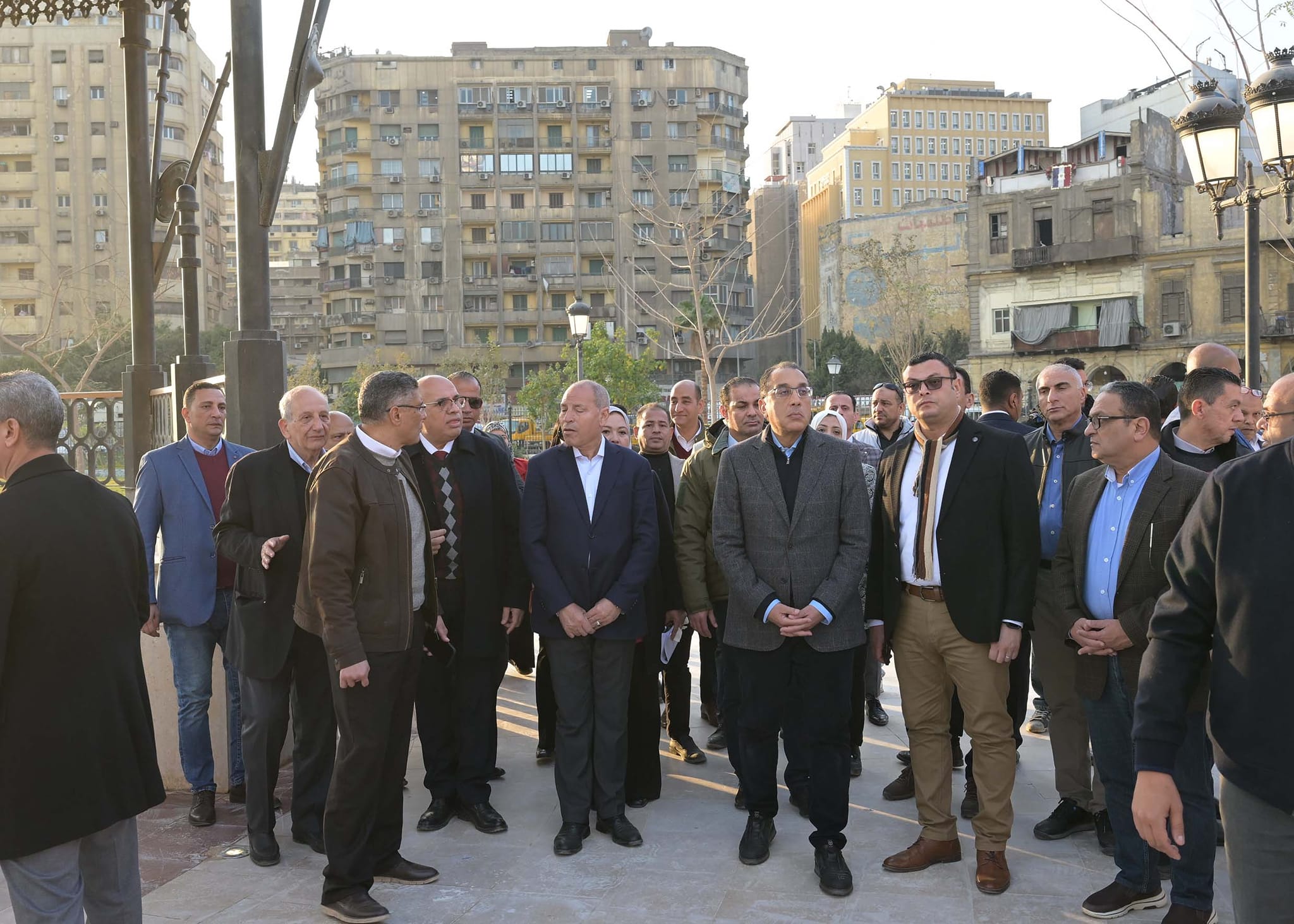 رئيس الوزراء يتفقد مشروع إعادة إحياء حديقة الأزبكية التراثية