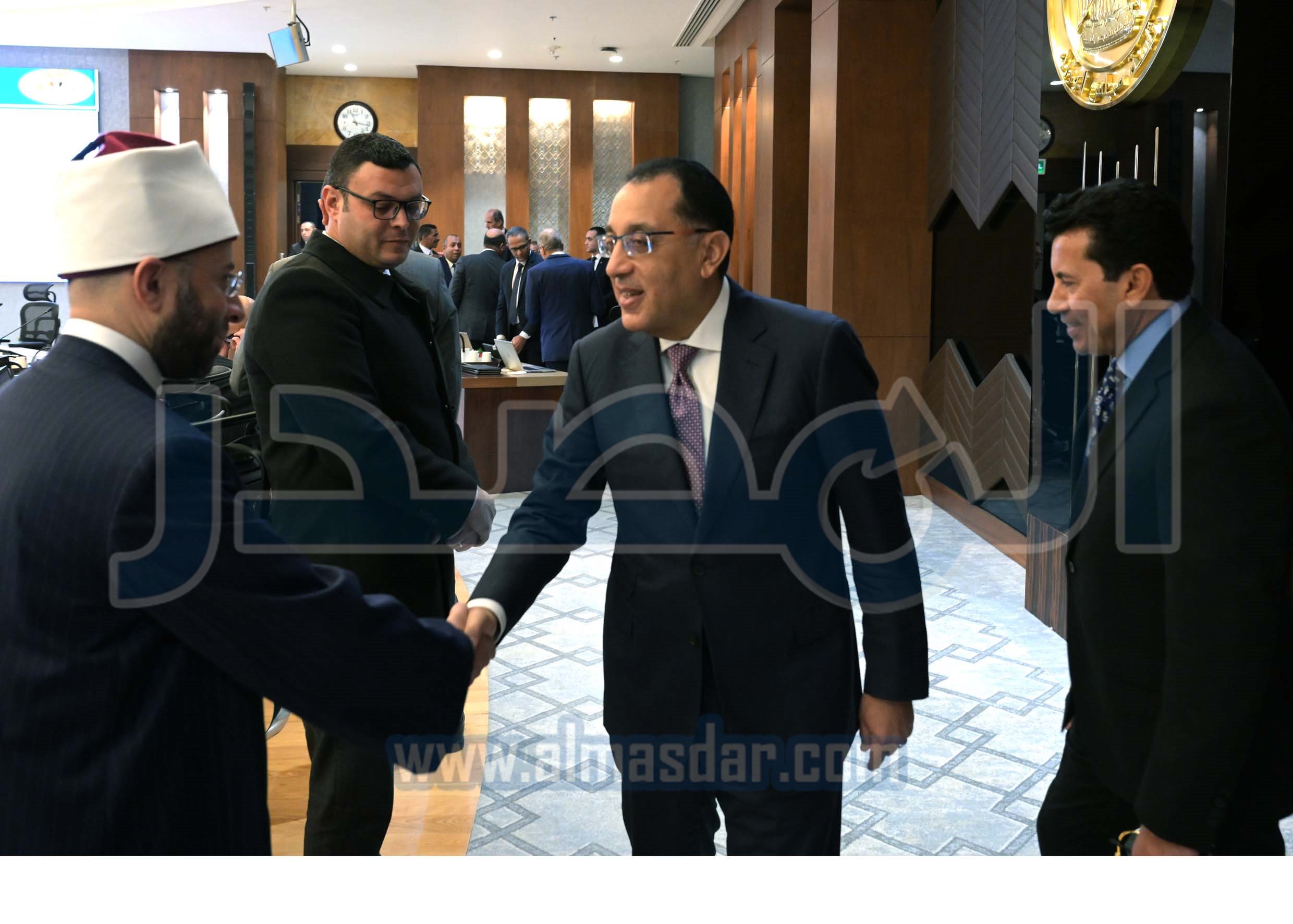 رئيس الوزراء يترأس الاجتماع الأسبوعي للحكومة
