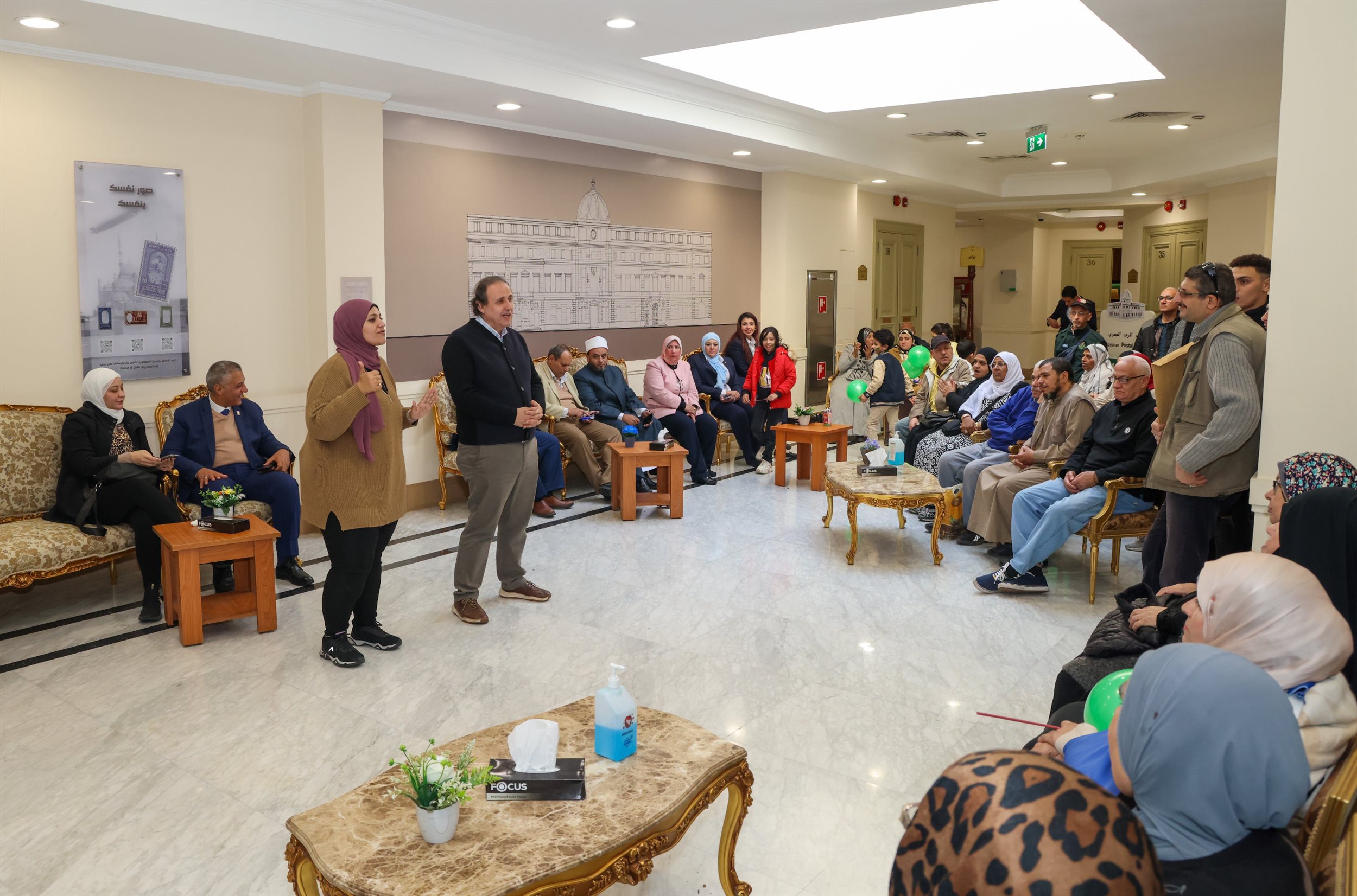 متحف البريد يشهد إقبالاً كبيرًا من الزائرين في عيد البريد
