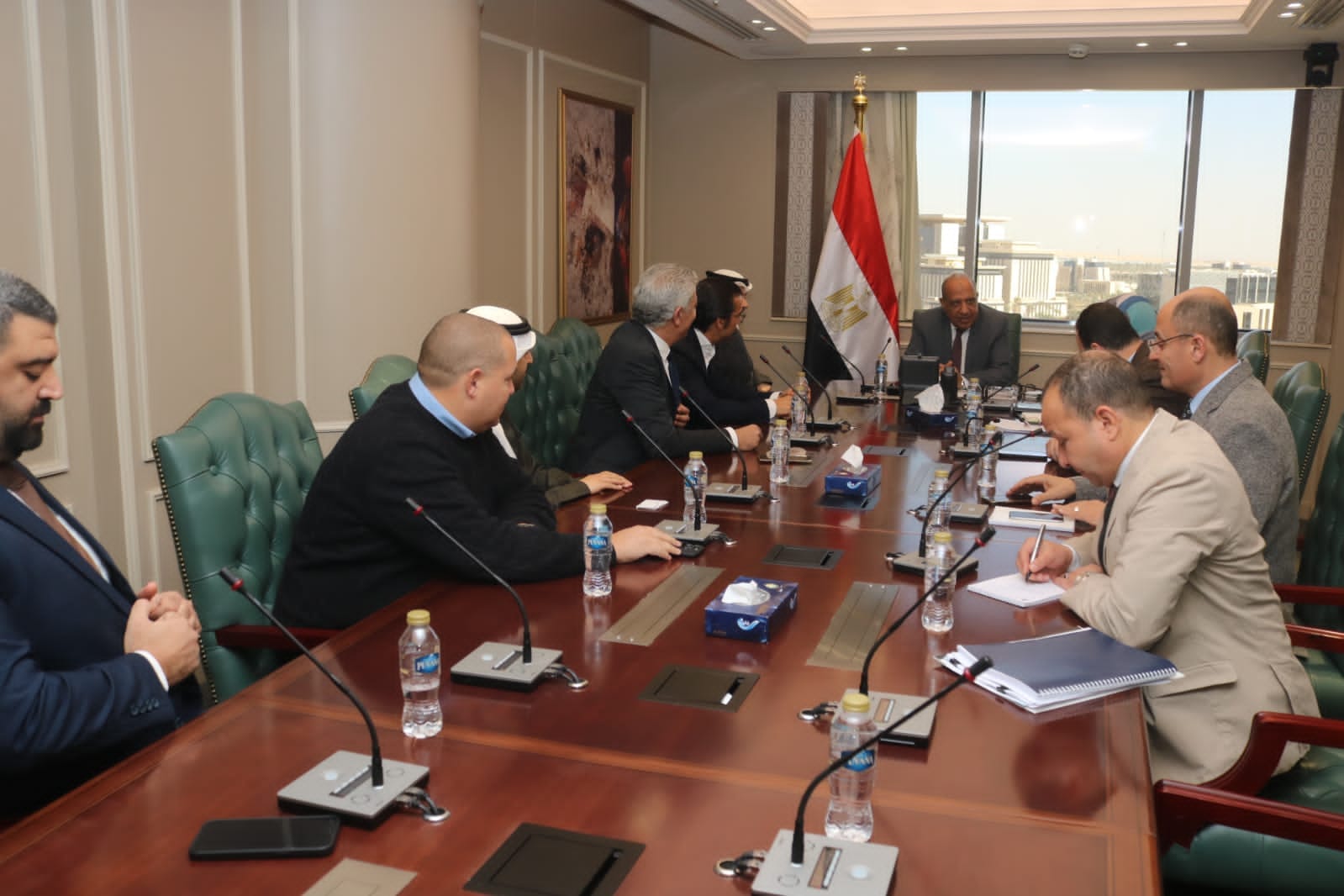 وزير الكهرباء يجتمع بتحالف مصدر - حسن علام- إنفينيتي