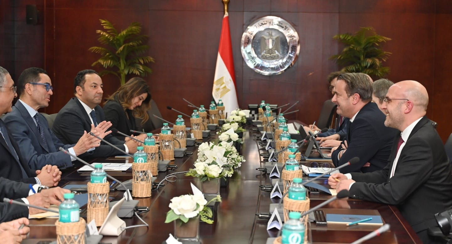 وزير الاستثمار يستقبل نائب رئيس وزراء لوكسمبورج