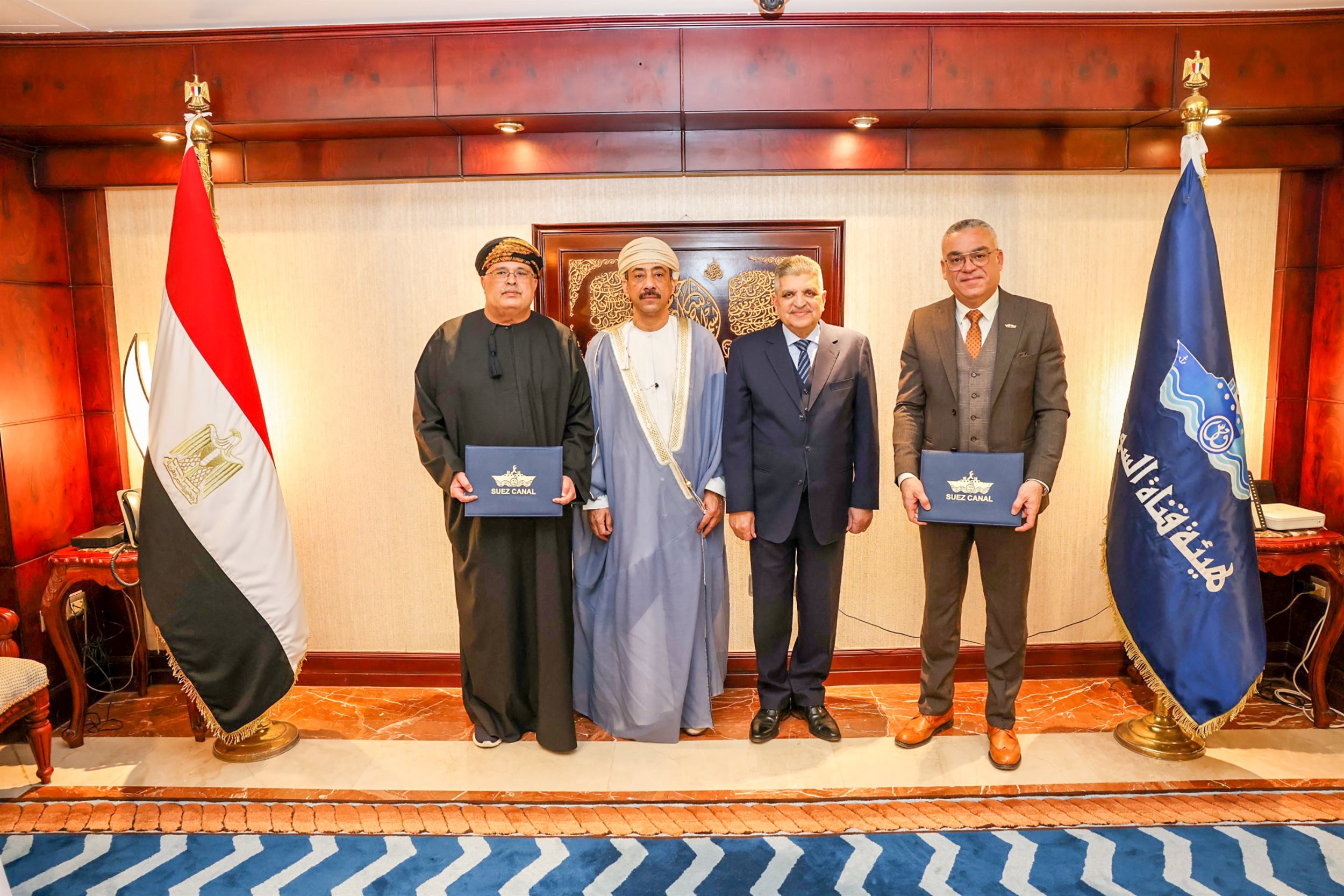 أسامة ربيع يشهد توقيع مذكرة تبادل رؤى مع الشركة العُمانية