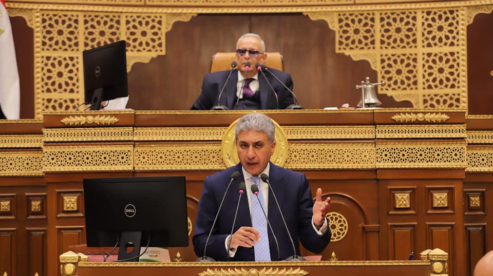 وزير السياحة والآثار يشارك في الجلسة العامة لمجلس الشيوخ