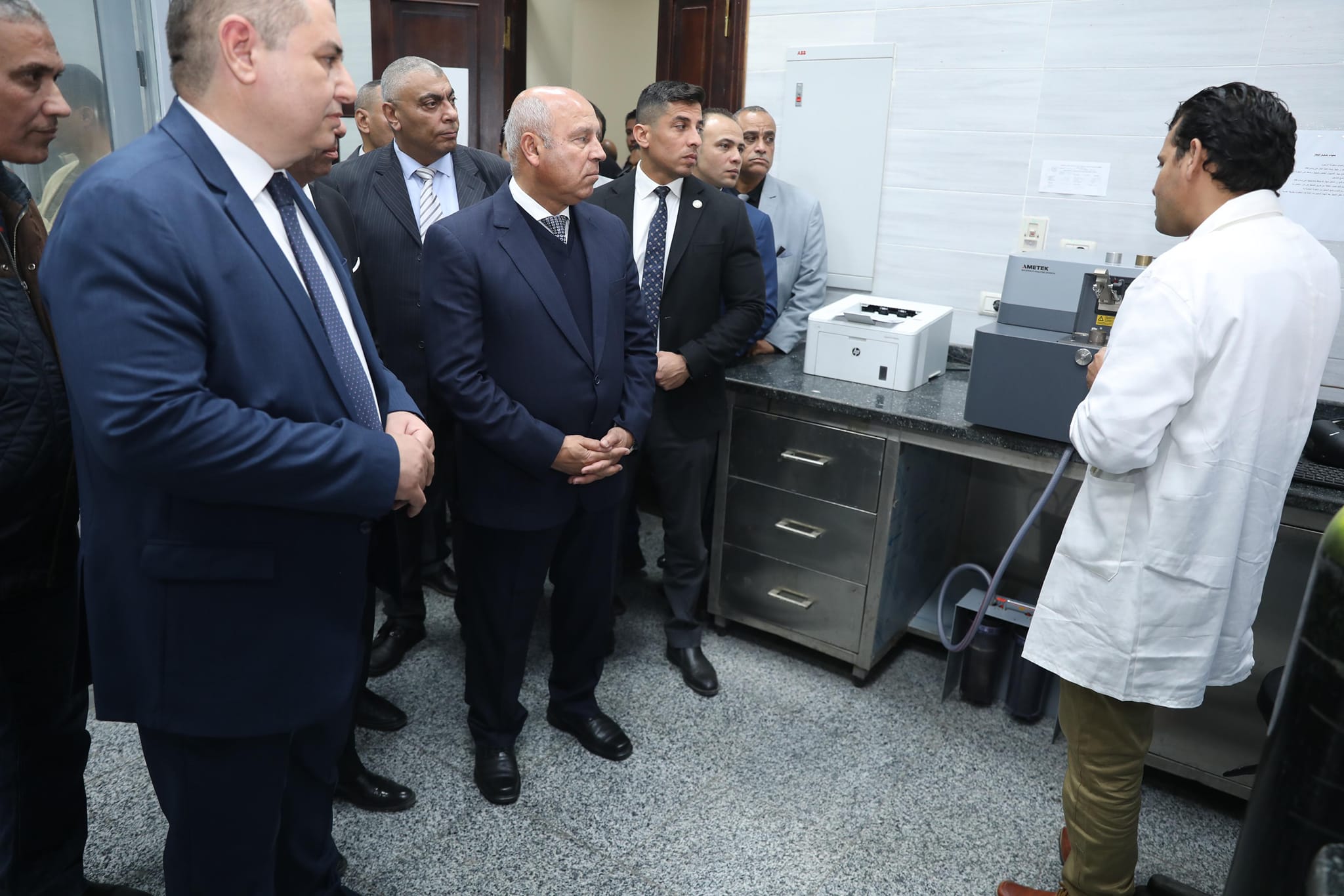 الوزير يتفقد معدلات تنفيذ مشروعات التطوير بمينائى الإسكندرية والدخيلة
