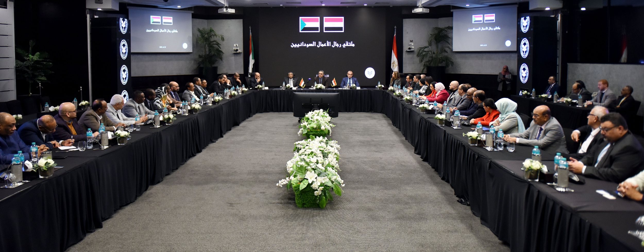 حسام هيبة يستضيف ملتقى رجال الأعمال السودانيين