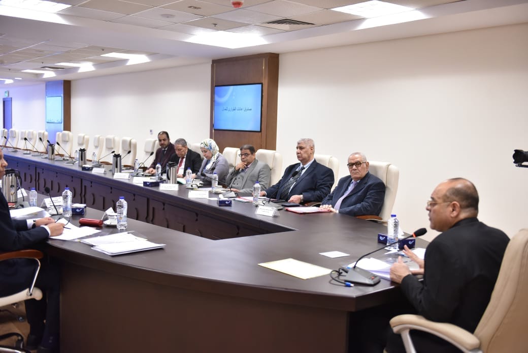 وزير العمل يترأس مجلس إدارة صندوق إعانات الطوارئ للعمال