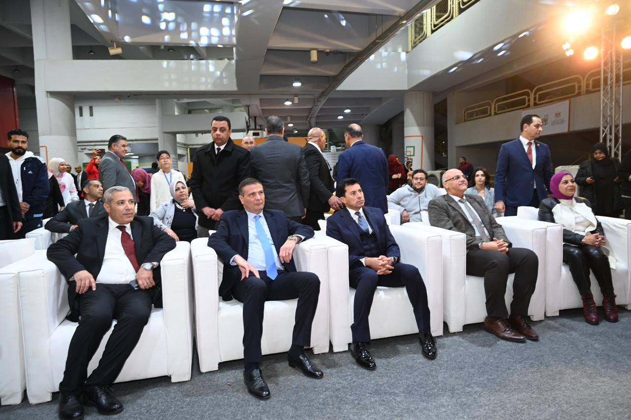 وزير الشباب يفتتح النسخة الثانية معرض بيزنس يا شباب