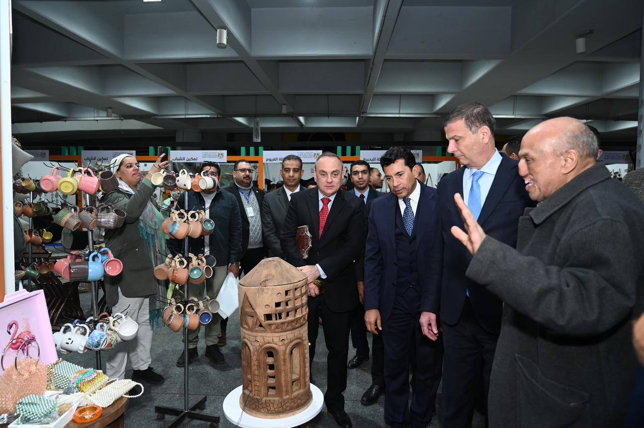 وزير الشباب يفتتح النسخة الثانية معرض بيزنس يا شباب