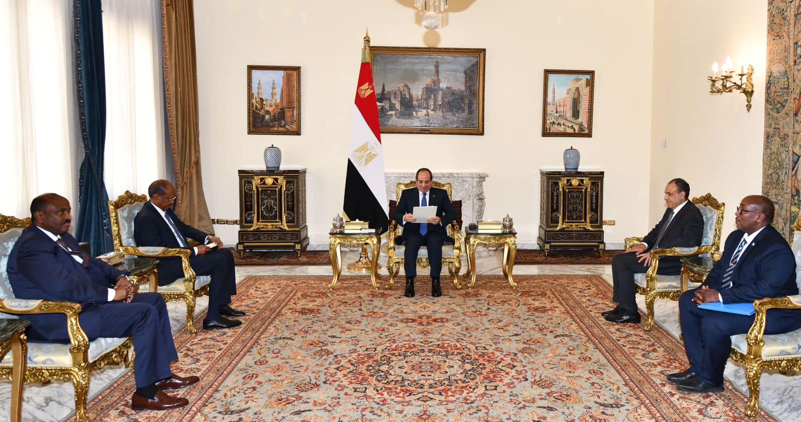 الرئيس السيسي يلتقي وزير الشؤون الخارجية الجيبوتي