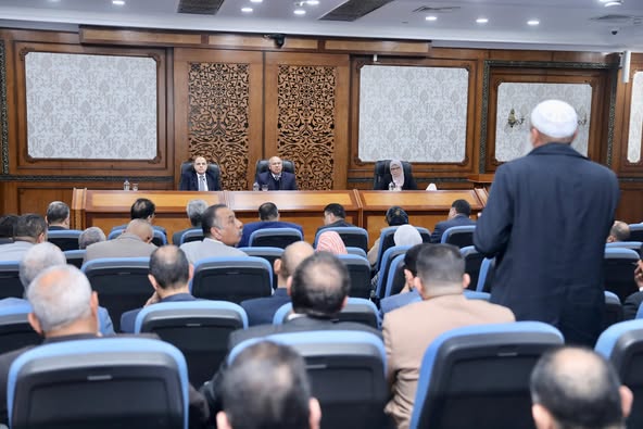 وزير الصناعة والنقل في اجتماع مع محافظ ومستثمري كفر الشيخ