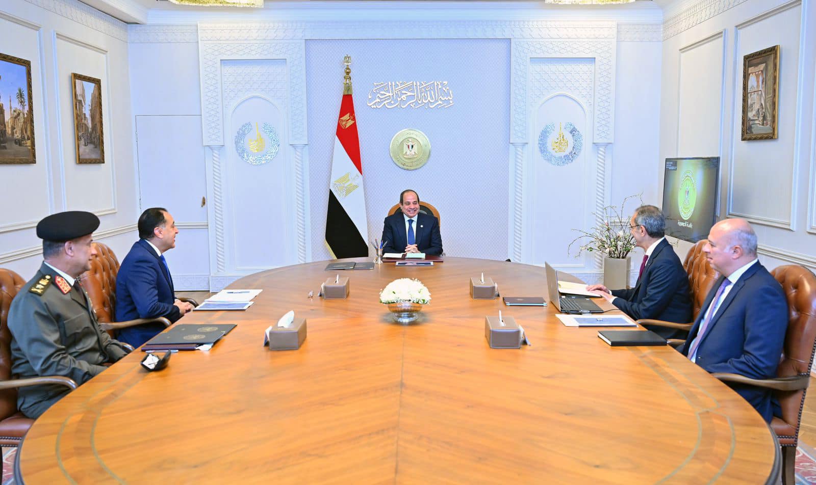 السيسى يستعرض جهود تأهيل وتدريب الكوادر بتكنولوجيا المعلومات