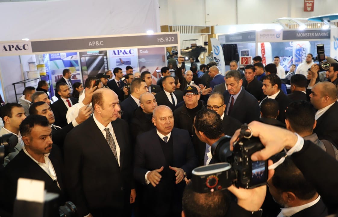 وزير الصناعة والنقل يفتتح معرض مصر الدولي لليخوت والقوارب