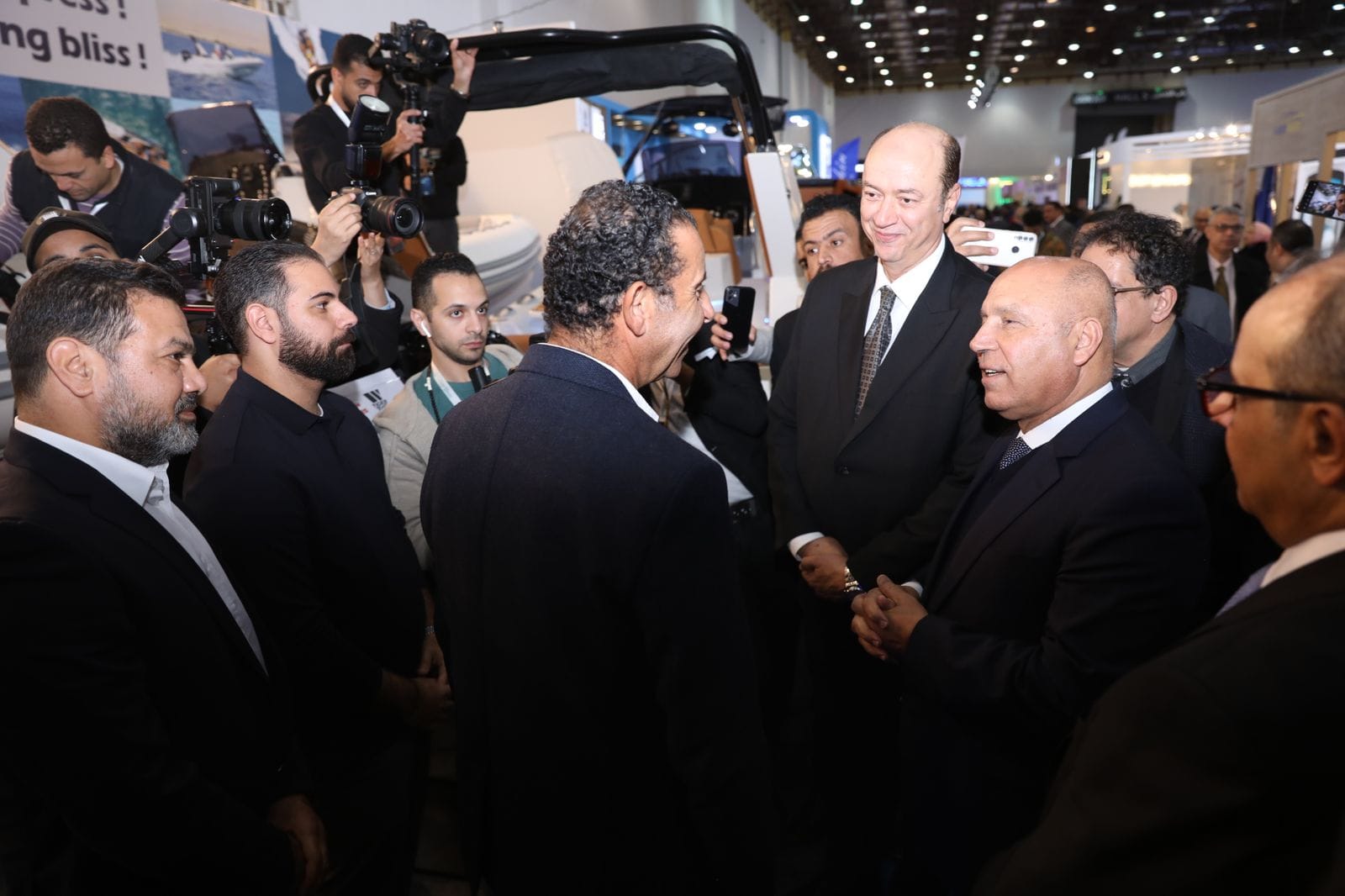 وزير الصناعة والنقل يفتتح معرض مصر الدولي لليخوت والقوارب