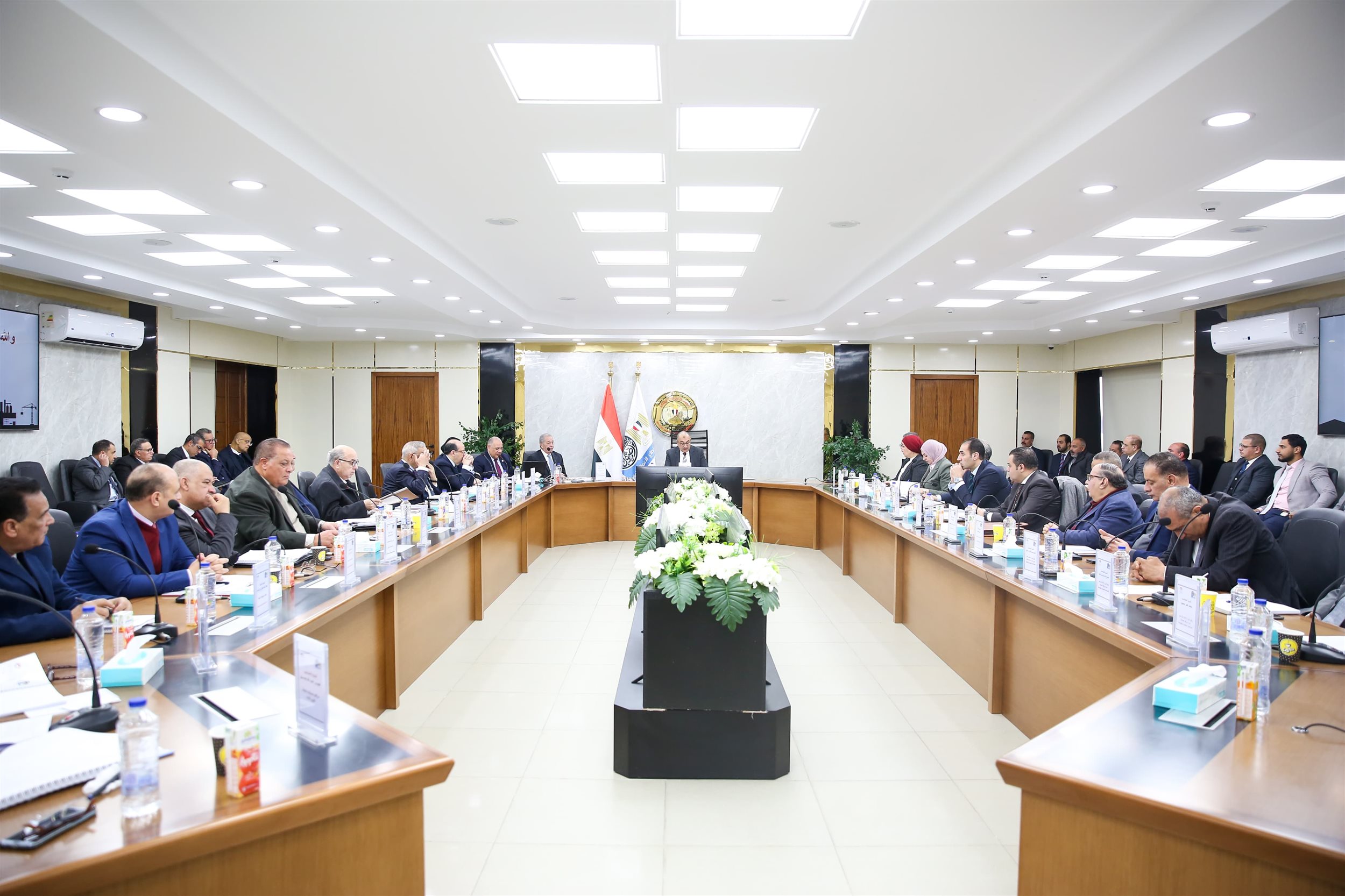 عصمت يترأس عمومية القابضة المعدنية لاعتماد ميزانية 2023-2024