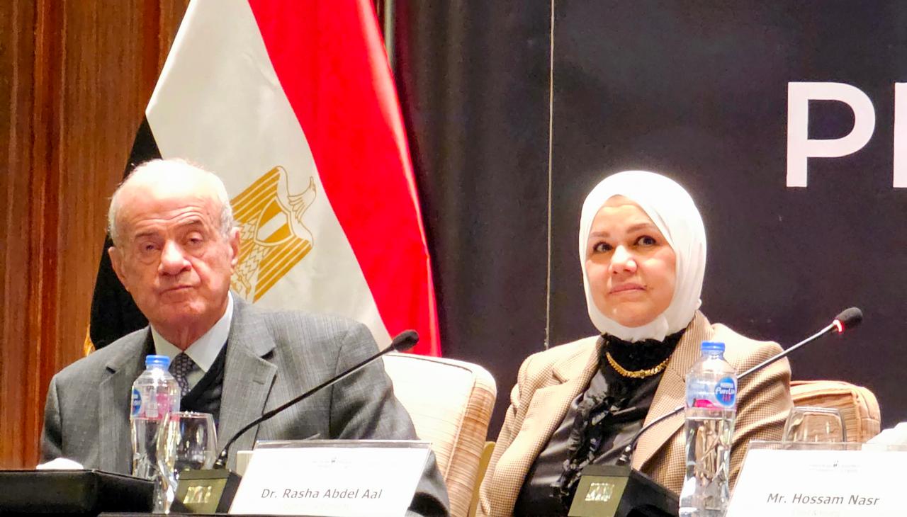 رئيس مصلحة الضرائب المصرية في ندوة لغرفة التجارة الأمريكية