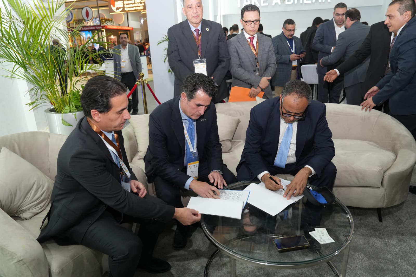 المهندس صلاح عبدالكريم يوقع بروتوكول تعاون مع هانى شكرى