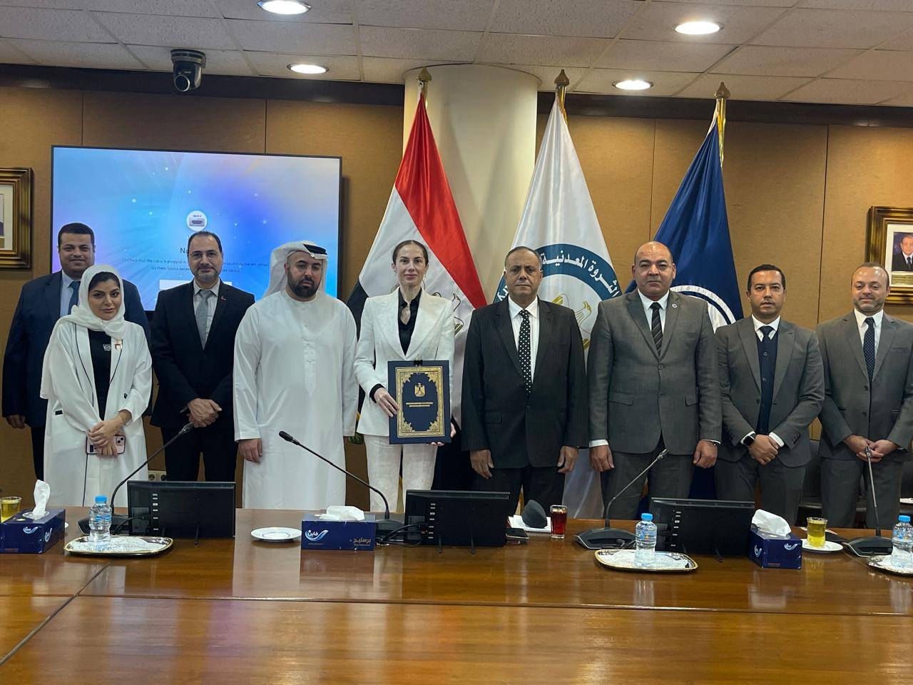 هيئة البترول توقع مذكرة تفاهم فى مجال خفض الانبعاثات