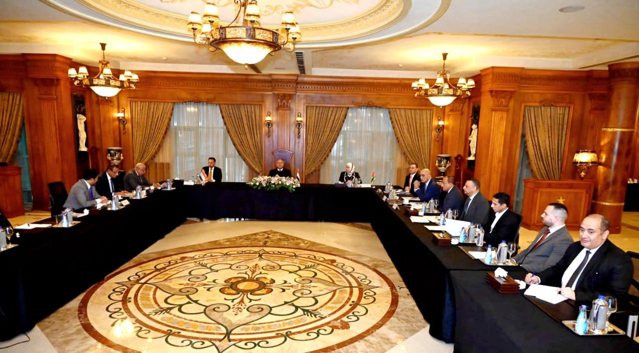 الوزير يترأس الاجتماع الـ 84 لشركة الجسر العربي للملاحة
