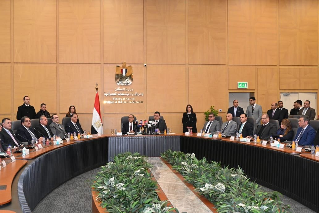 المؤتمر الصحفي بين وزير الإسكان ووزير الخارجية