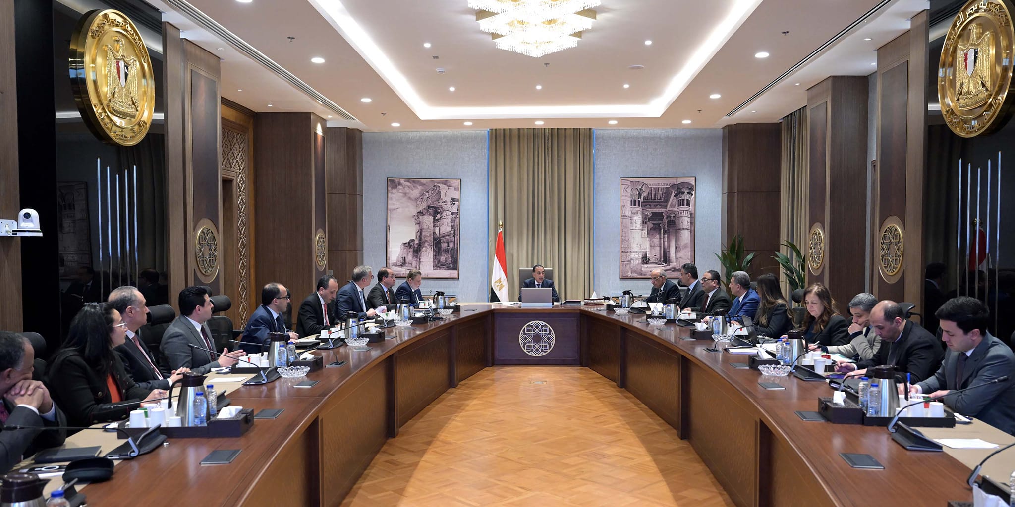 رئيس الوزراء يتابع إتاحة مخزون آمن من السلع والمنتجات