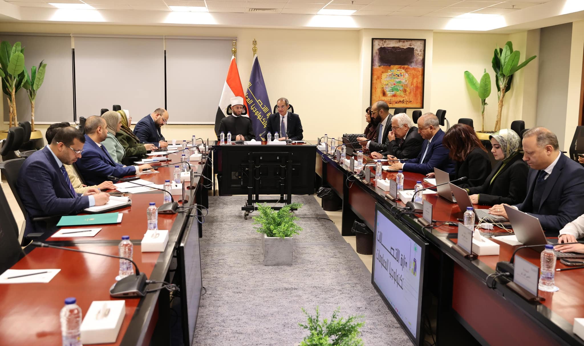وزير الاتصالات�يلتقي وزير الأوقاف