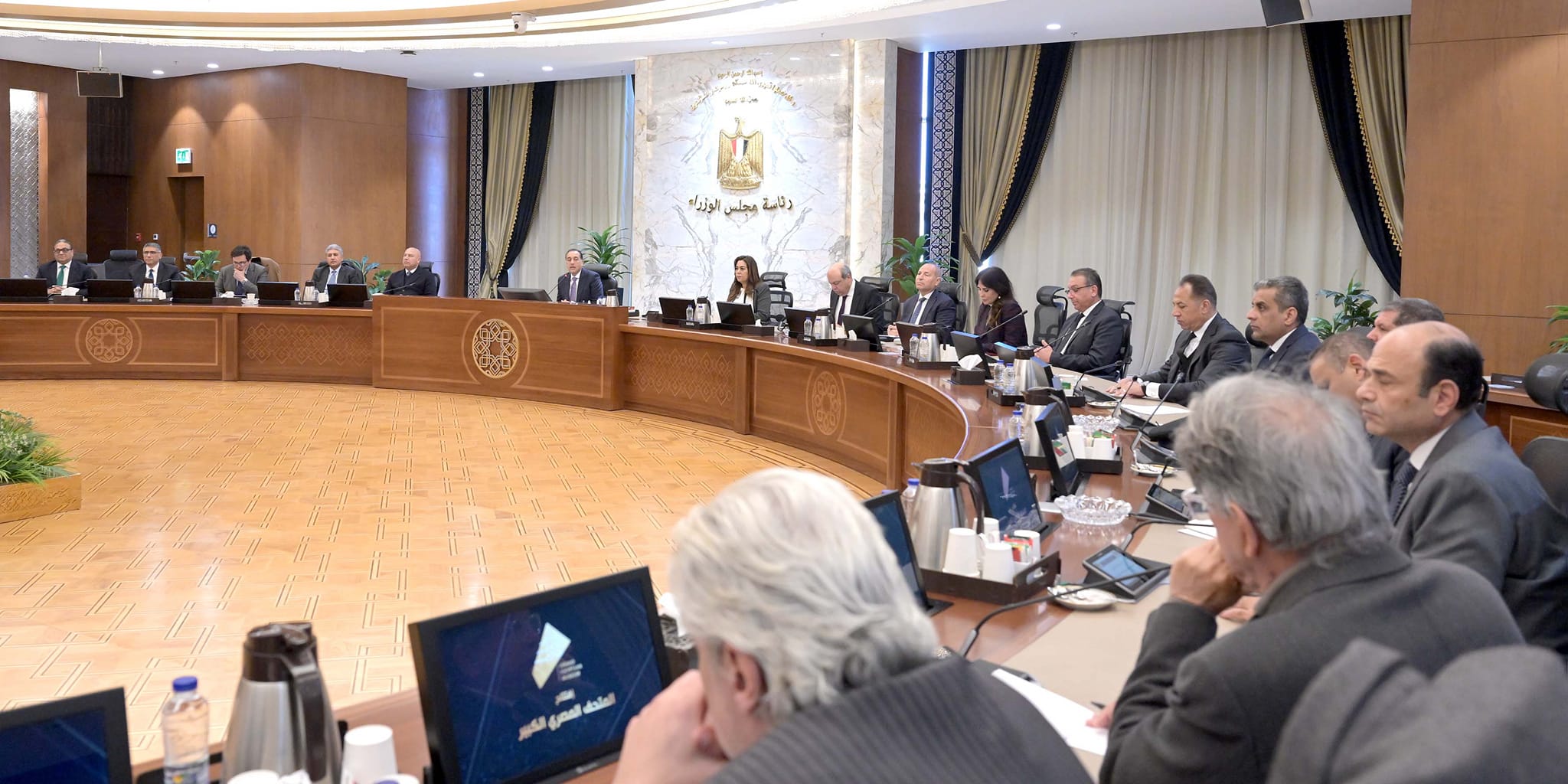 رئيس الوزراء يتابع استعدادات احتفالية افتتاح المتحف المصري