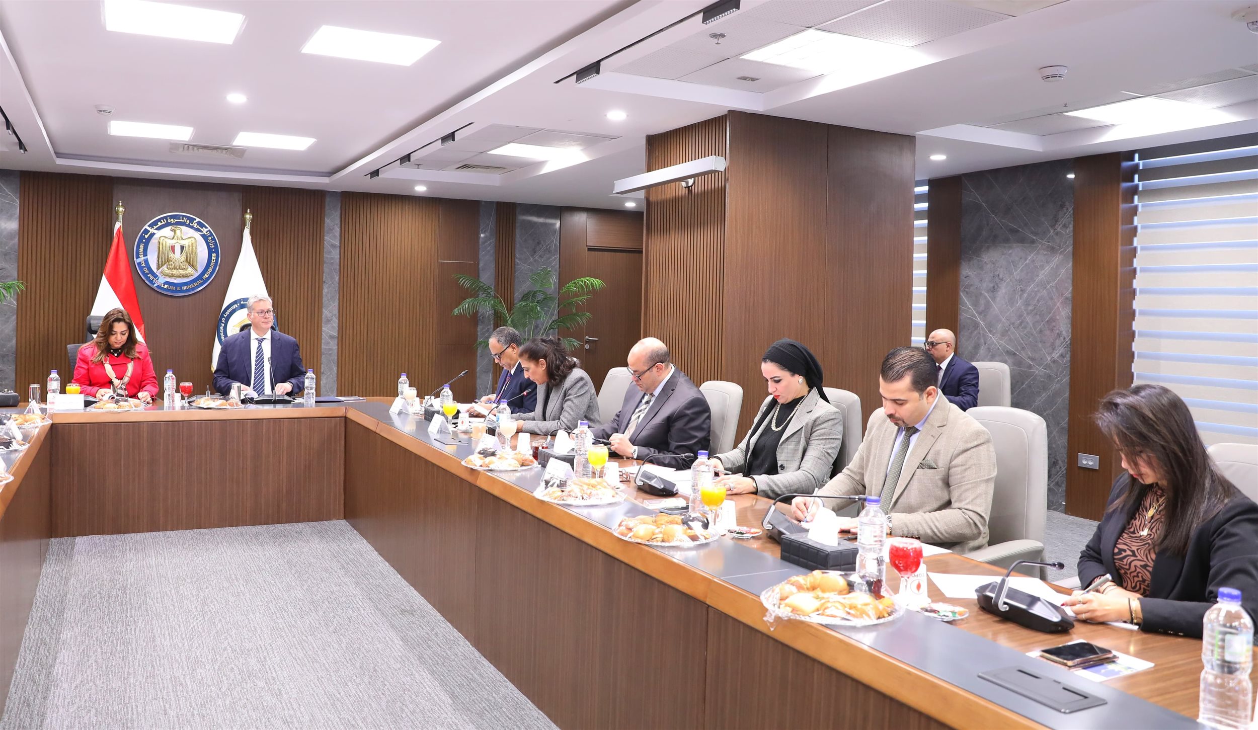 مجلس إدارة هيئة البترول يعقد اجتماعه برئاسة وزير البترول
