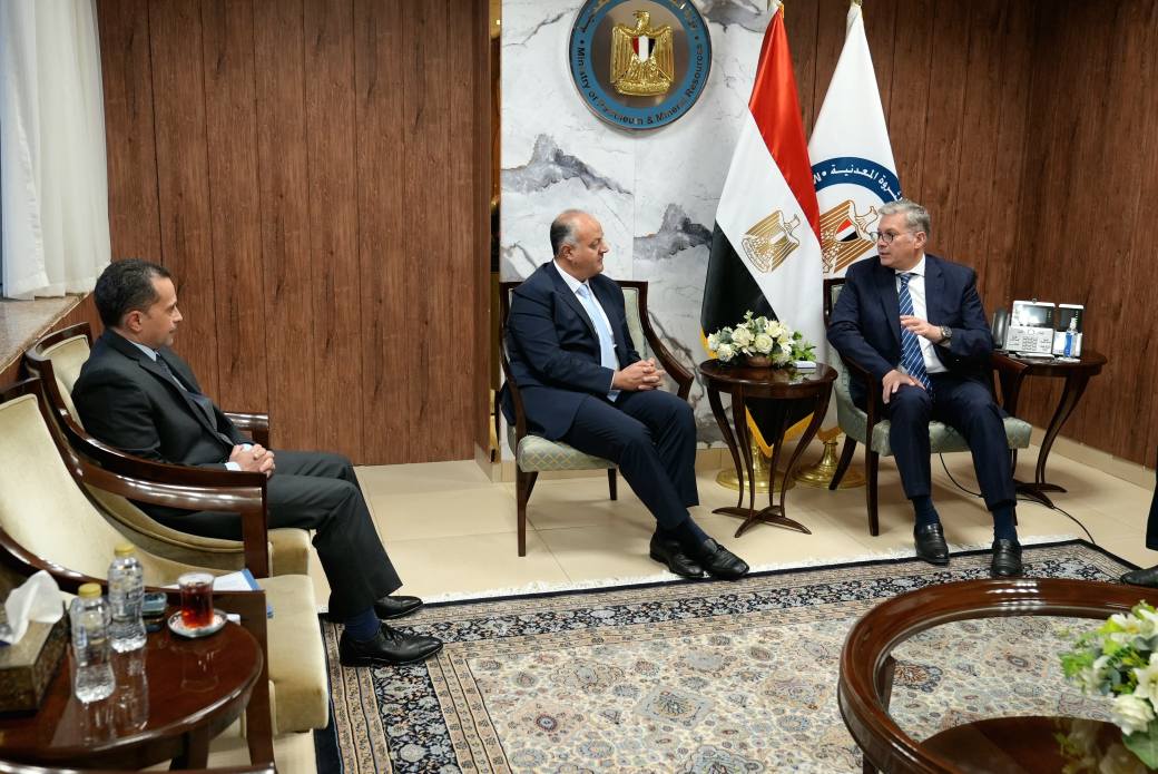 وزير البترول يستقبل الرئيس الإقليمي لشركة بي بي للشرق الأوسط وشمال أفريقيا