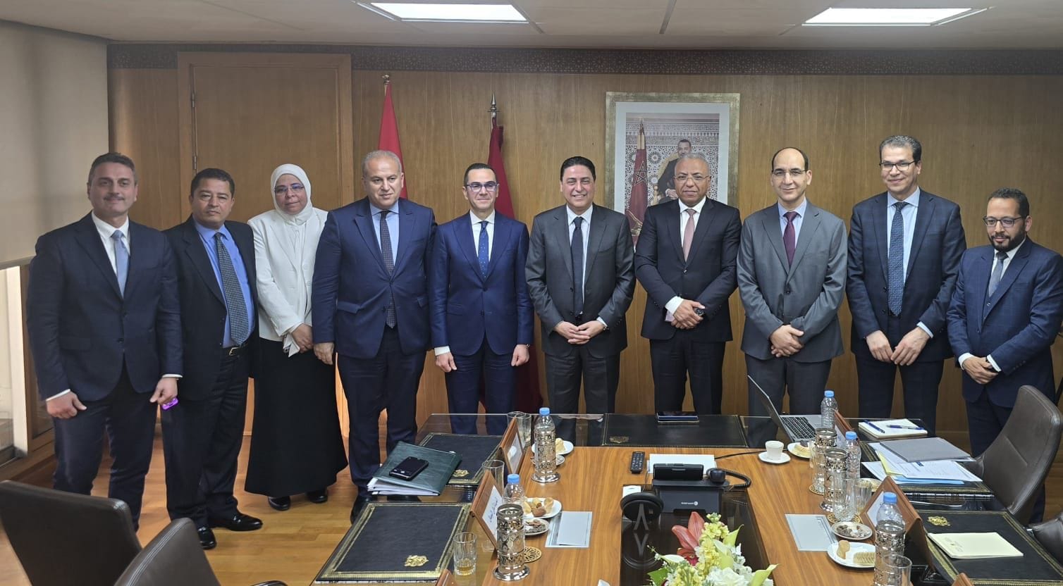 وزير الاستثمار يلتقي وزير الصناعة والتجارة المغربي