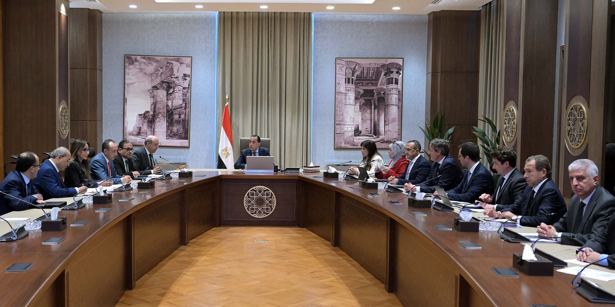 مدبولي يتابع ملف تشغيل المطارات المصرية أمام القطاع الخاص
