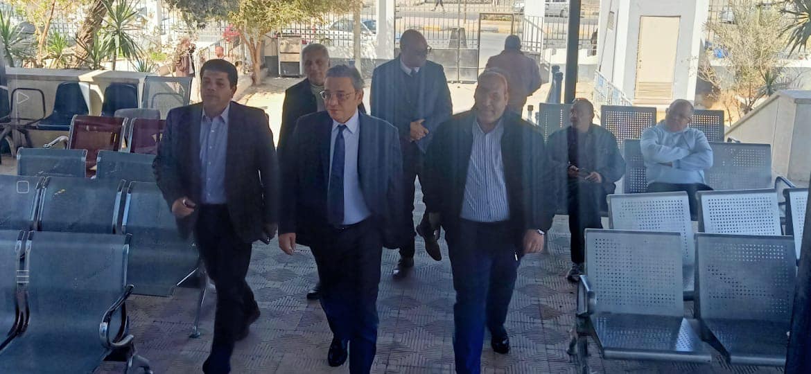 مسئولو الإسكان يتابعون حجم التصرفات العقارية بالمنيا الجديدة