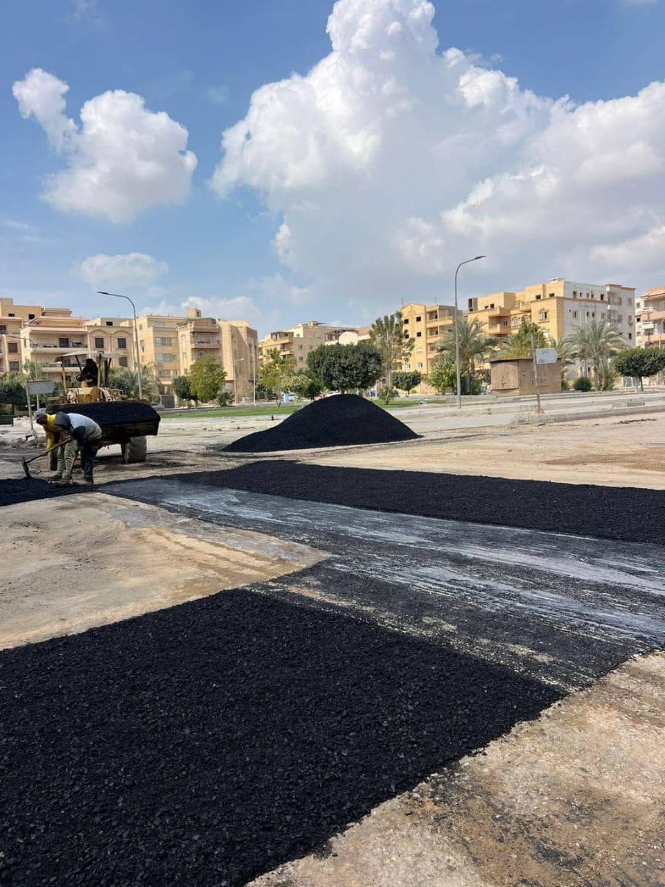 تكثيف مشروعات شبكات الكهرباء بأراضي بيت الوطن بمدينة العبور