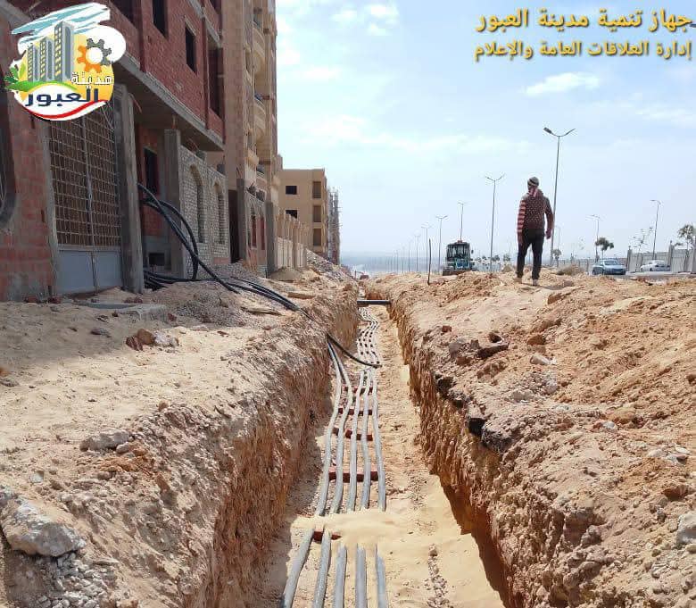 تكثيف مشروعات شبكات الكهرباء بأراضي بيت الوطن بمدينة العبور