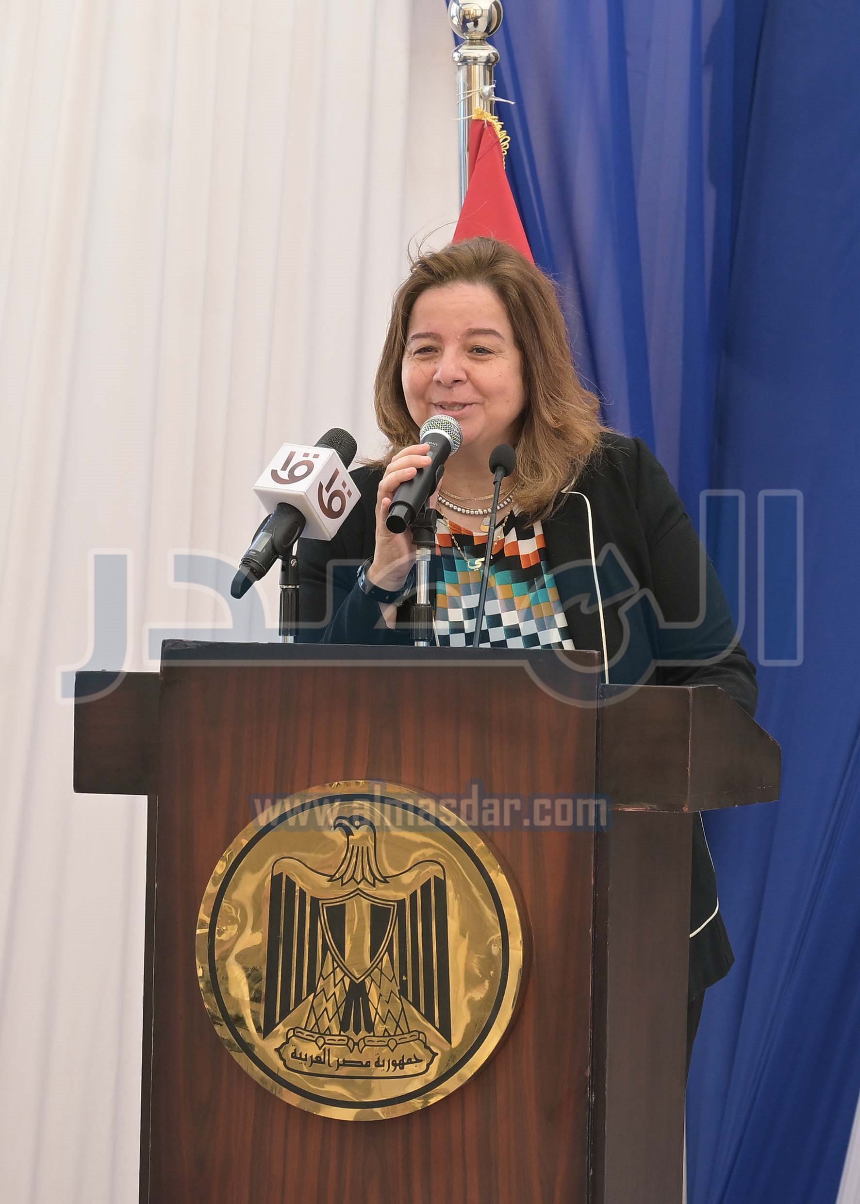 مدبولي يسلم عقود وحدات سكنية ضمن مبادرة سكن لكل المصريين