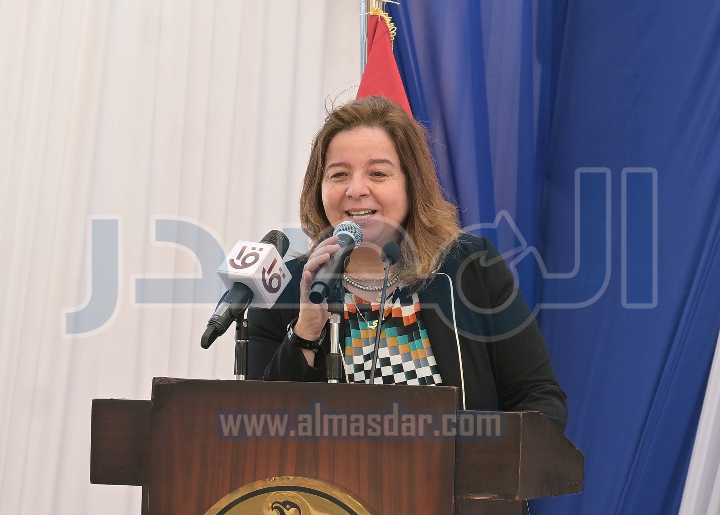 مدبولي يسلم عقود وحدات سكنية ضمن مبادرة سكن لكل المصريين