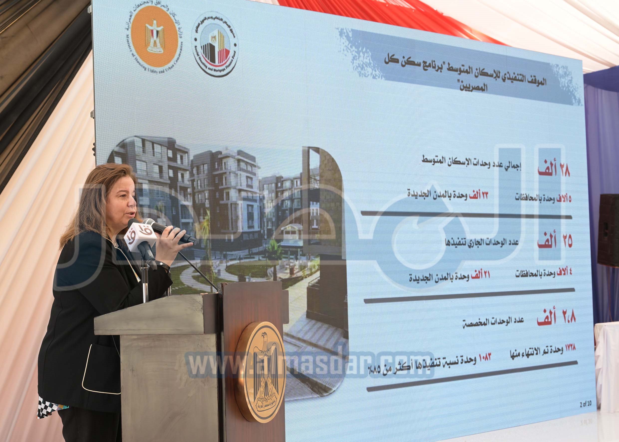 مدبولي يسلم عقود وحدات سكنية ضمن مبادرة سكن لكل المصريين