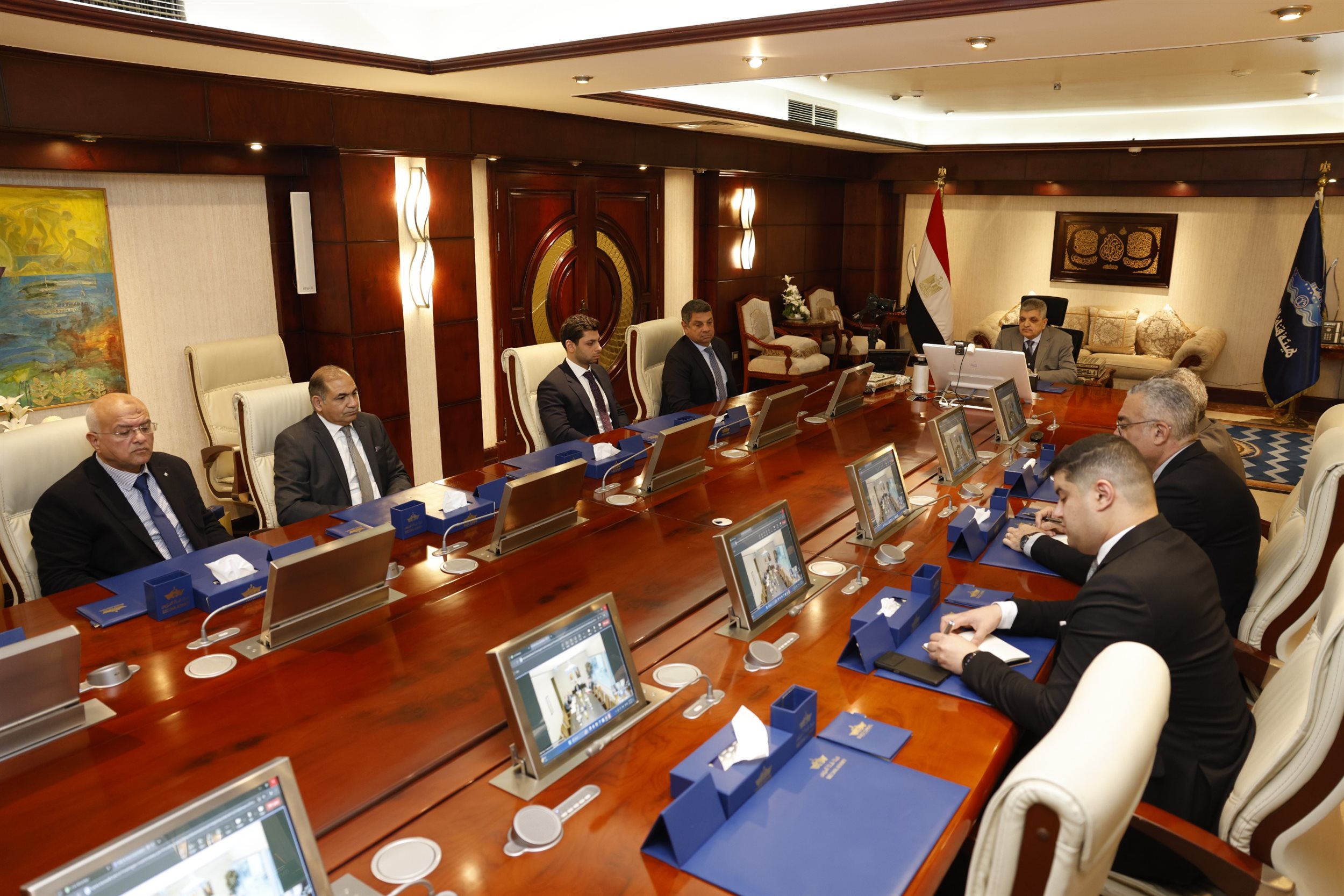أسامة ربيع يجتمع مع الرئيس التنفيذي للخط الملاحي MSC